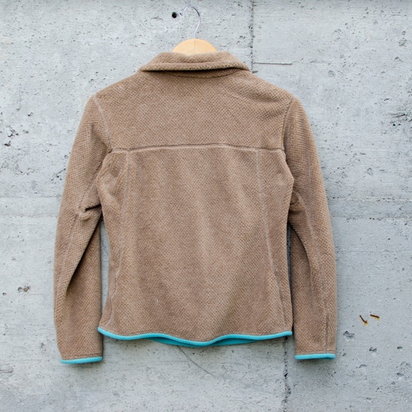 Cozy Patagonia Synchilla Pullover - Picture 5 of 5